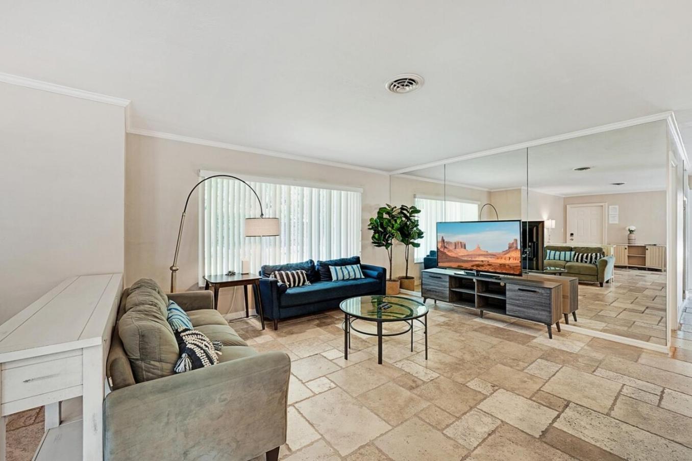 Home Wpool By Pmi Unit 332 Fort Lauderdale Exterior photo